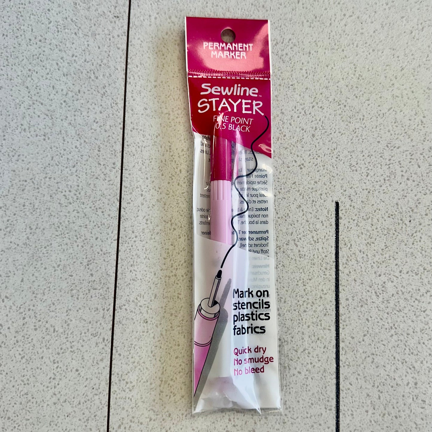 Sewling Stayer Fine Point Black 0.5 Sampler