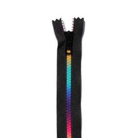 BOO Chunky Zip Closed End Rainbow Black